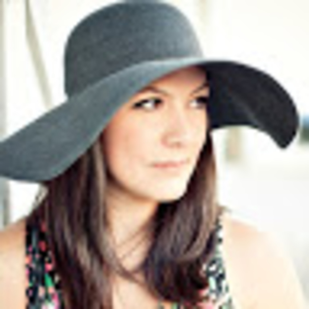 Meet your Posher, Lauren
